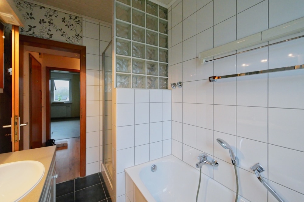 Badezimmer 1.OG