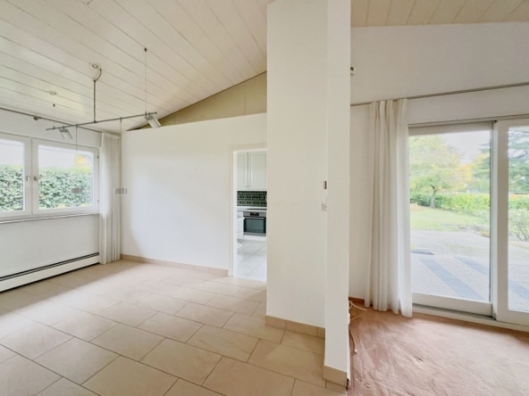 Essbereich und Ausgang zum Garten