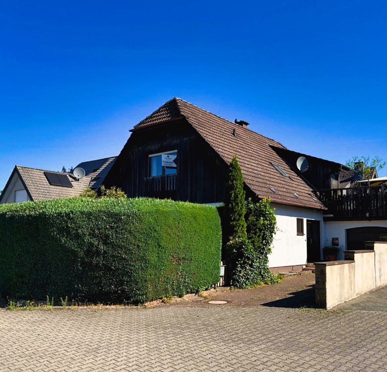 2-Familienhaus mit großer, sonniger Dachterrasse in Halle / Künsebeck
