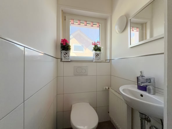 Gäste-WC OG