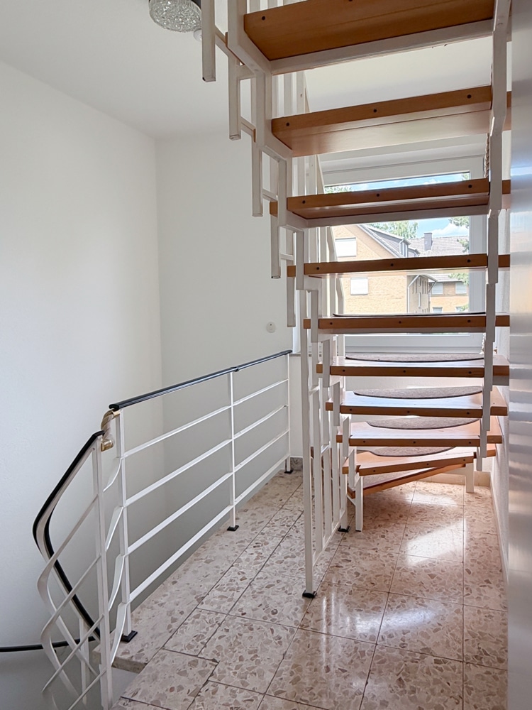 gepflegtes Treppenhaus gepflegtes Treppenhaus