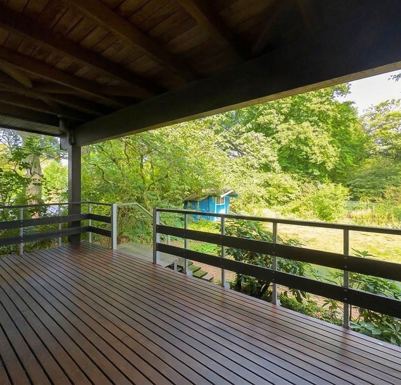 Überdachte Terrasse