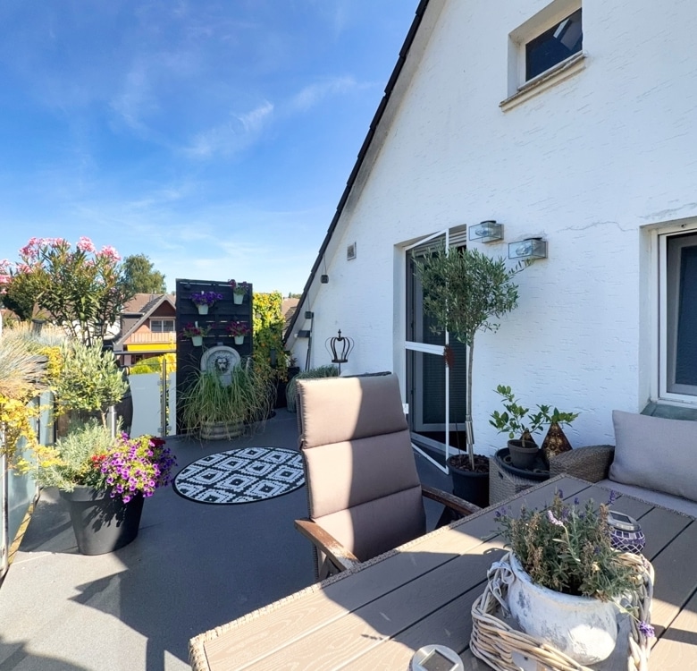 Balkon mit Gartenzugang